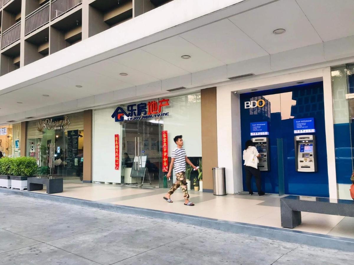 Shore One Condotel At Mall Of Asia, Philippines Pasay Exterior photo